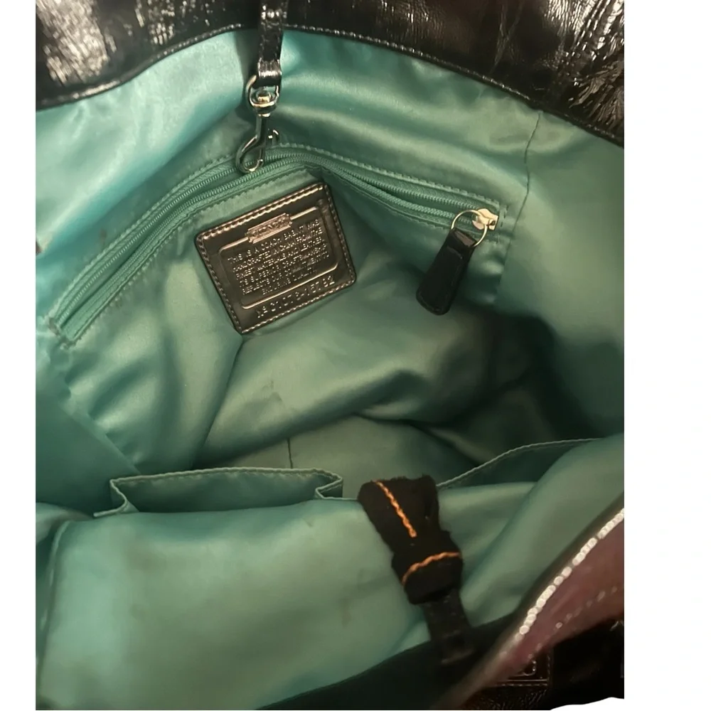 Coach Poppy Black textured patent leather Tote  Bucket Handbag.